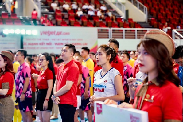 Cac “chien binh bau troi” hao huc buoc vao dai hoi the thao lon nhat tu truoc toi nay cua Vietjet. Anh Vietjet