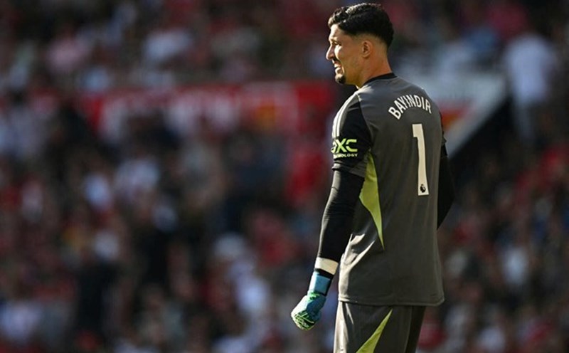 Altay Bayindir has yet to create peace of mind at Man United. AFP