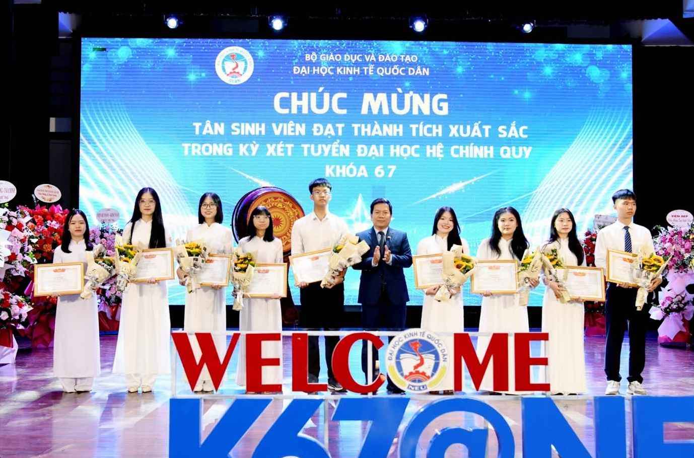  Dai hoc Kinh te Quoc dan Anh: Nha truong