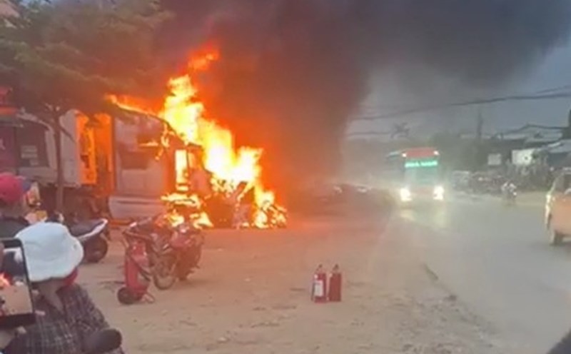 Fire scene. Photo: Bao Trung