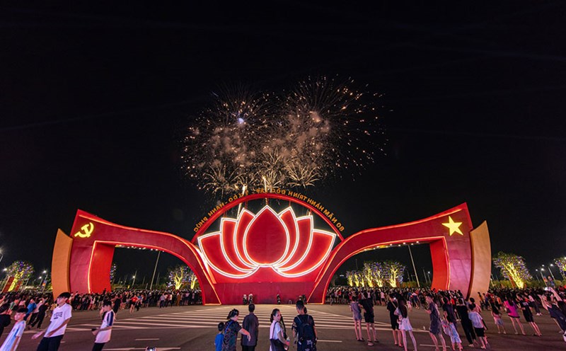 The 80-year National Achievements Exhibition attracts a large number of visitors. Photo: VEC