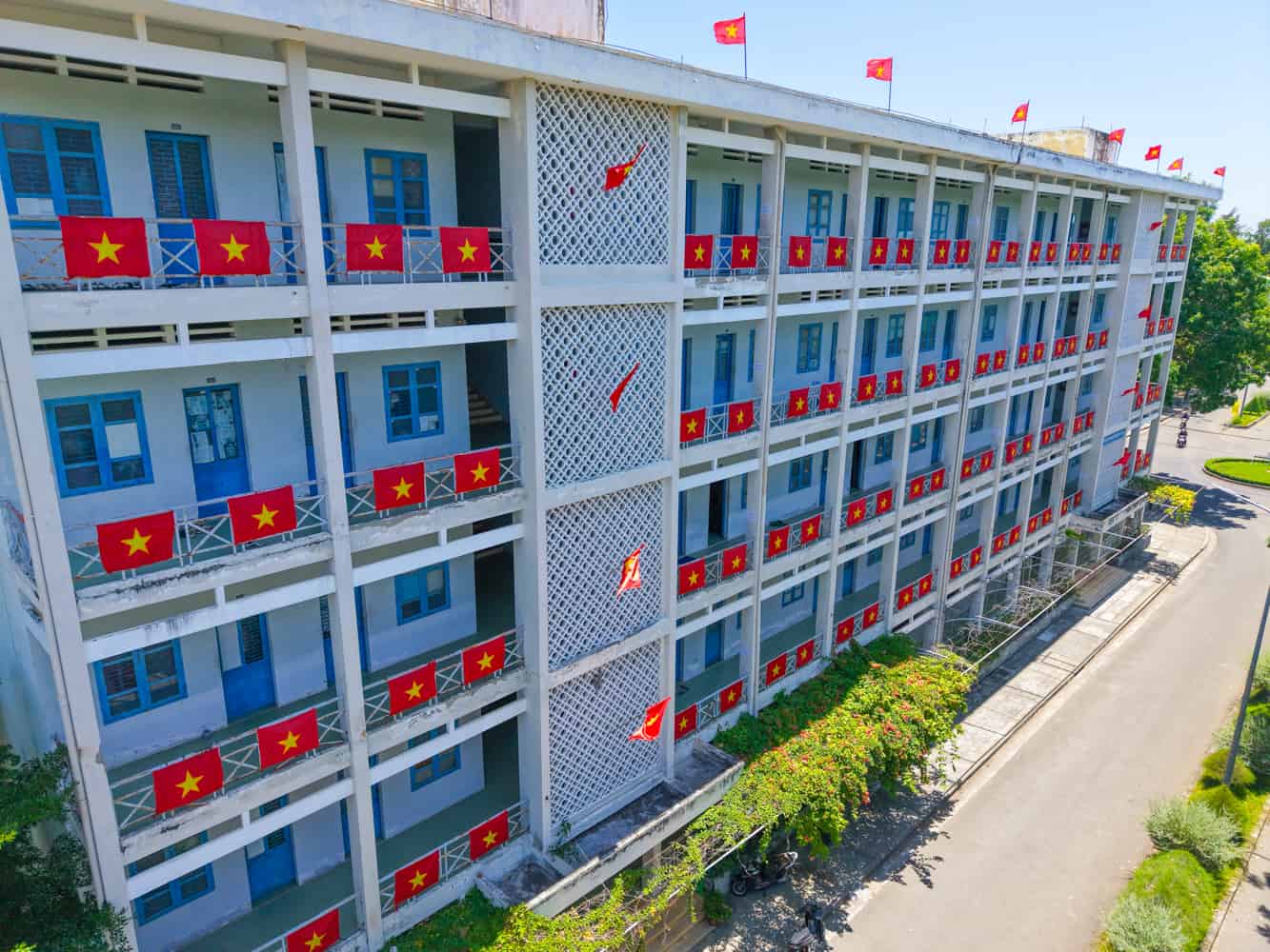 Currently, preparations to organize the first Khanh Hoa Provincial Party Congress are being urgently implemented. Photo: Vinh Thanh