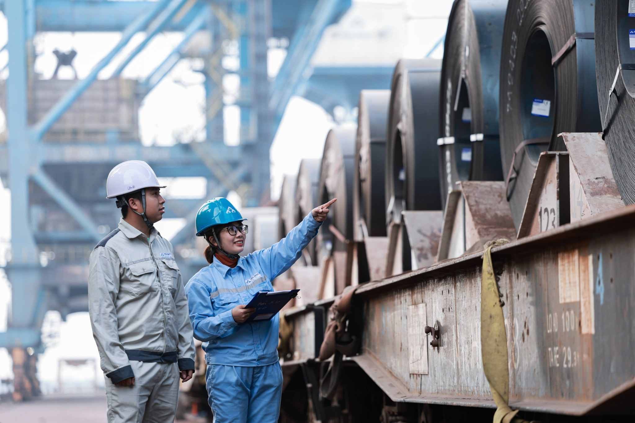 Les personnes ayant un revenu de 40 millions de VND/mois si elles ont une personne dependante paieront 540 000 VND/mois selon la nouvelle proposition. Photo : Hai Nguyen