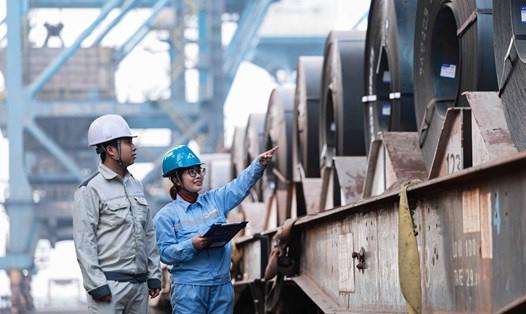 Người thu nhập 40 triệu đồng/tháng, nếu có một người phụ thuộc sẽ đóng thuế 540 nghìn đồng/tháng theo đề xuất mới. Ảnh: Hải Nguyễn