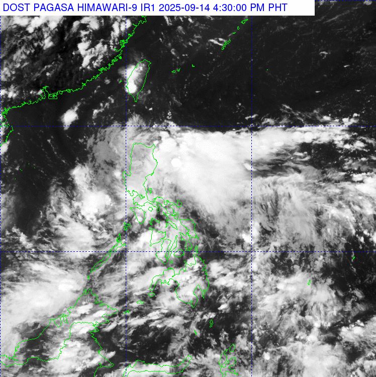May ve tinh xung quanh Philippines. Anh: PAGASA