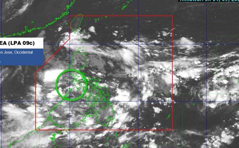 Low pressure 09c is forecast to move deeper into the East Sea on September 16. Photo: PAGASA