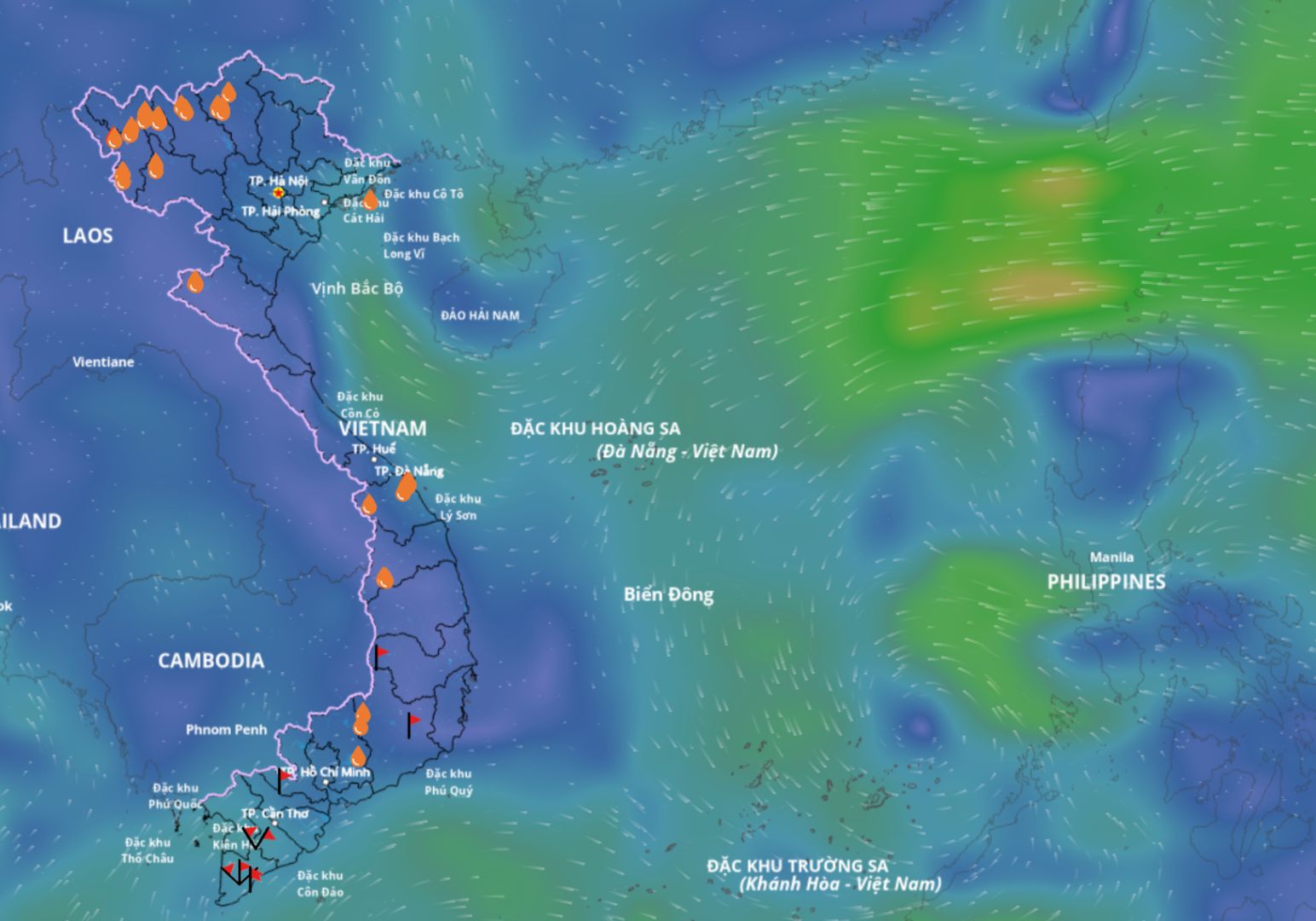 The low pressure area is active in the East Sea and causing unfavorable weather in some coastal areas. Photo: Vietnam Disaster Monitoring System
