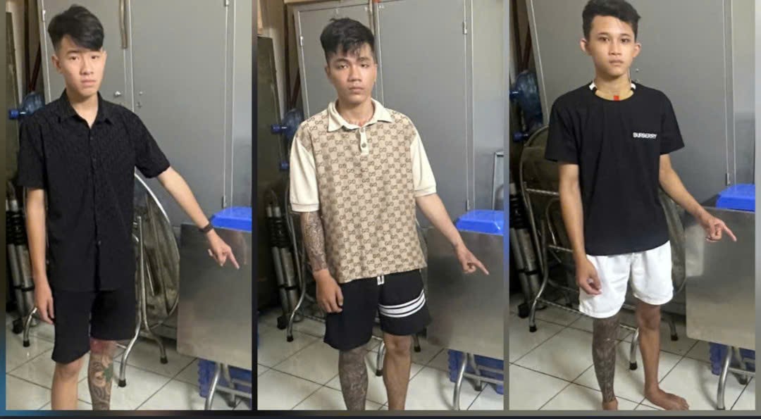 Ba thanh niên bị bắt khẩn cấp vì giật bàn inox cúng cô hồn tại TPHCM. Ảnh: Công an 