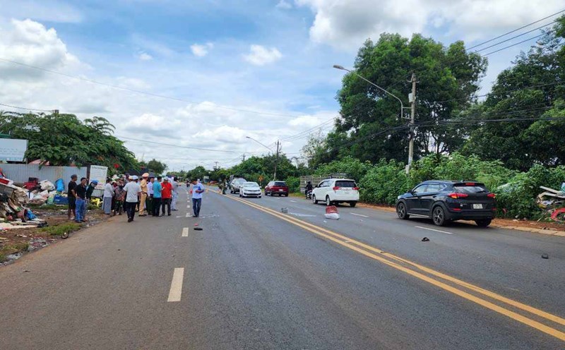 Scene of a traffic accident in Dak Lak that killed a student. Photo: Provided by the police