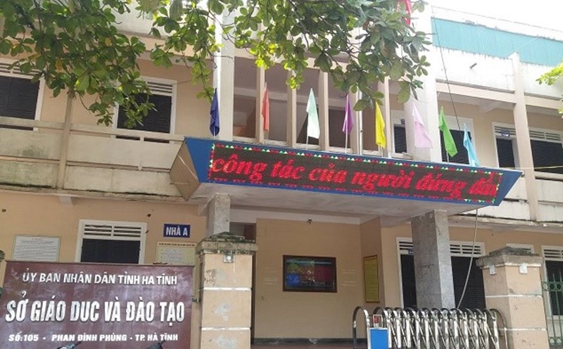 The Department of Education and Training of Ha Tinh announced the recruitment of 297 teachers for 4 levels of education in the form of written exams in round 2. Photo: Ngoc Anh
