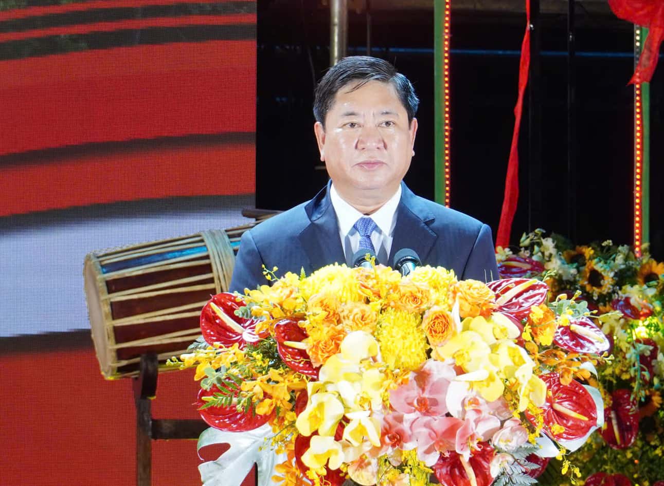 Tran Quoc Nam氏 - 州党委員会の副秘書、Khanh Hoa Provincial People's Committeeの議長は9月に辞任したばかりです。写真：Huu Long