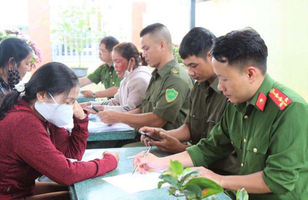 Cac don vi chuc nang ho tro nguoi dan  tai khoan dinh danh dien tu