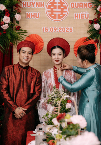 Ho Quang Hieu va co dau Tue Nhu. Anh: Nhan vat cung cap