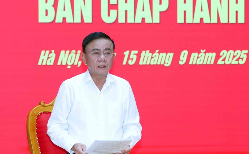 Politburo member, Standing member of the Secretariat Tran Cam Tu - Secretary of the Party Committee of Central Party Agencies - requested careful preparation for the Party Congress of Central Party Agencies. Photo: VNA
