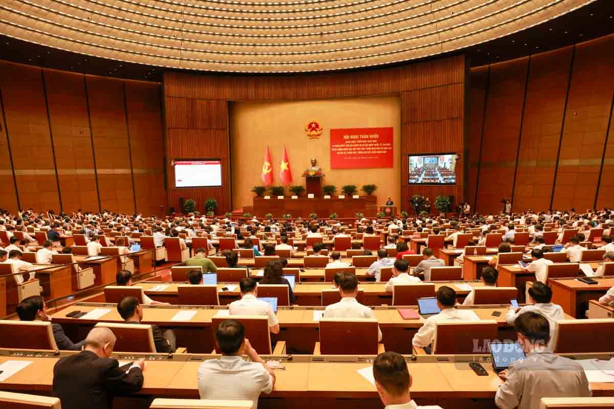 Hoi nghi toan quoc quan triet, trien khai thuc hien 4 Nghi quyet cua Bo Chinh tri duoc thuc hien theo hinh thuc truc tiep ket hop truc tuyen. Anh: Hai Nguyen