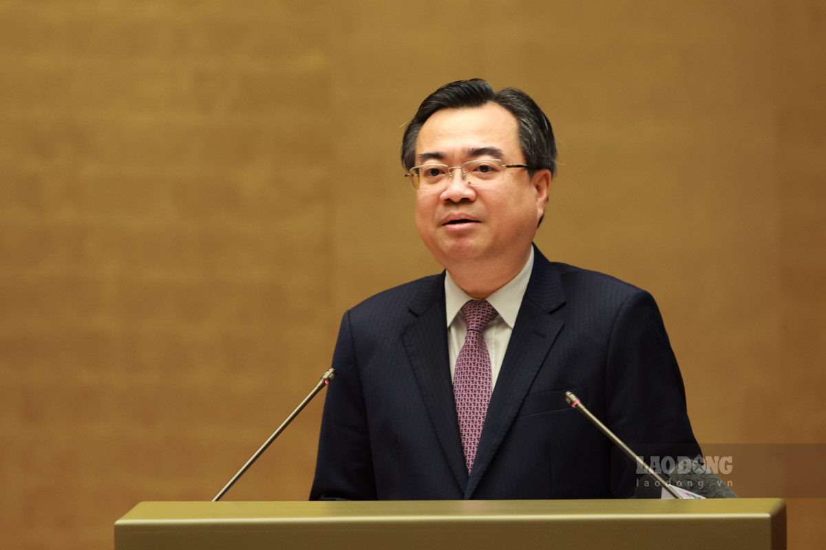 Head of the Central Policy and Strategy Committee Nguyen Thanh Nghi clearly stated the group of tasks and solutions to encourage rooftop solar power, self-production - self-consumption. Photo: Hai Nguyen.