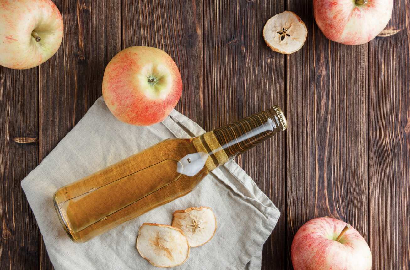 Apple cider vinegar, helps reduce cholesterol. Photo: Thuy Duong