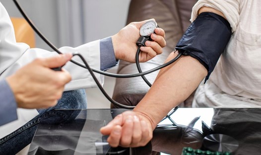 Vì sao huyết áp tăng cao vào buổi sáng? Ảnh: Thùy Dương