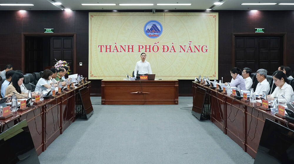 The People's Committee of Da Nang City has just approved a proposal on compensation, support and resettlement for the North-South High-Speed Railway project. Photo: Da Nang City People's Committee