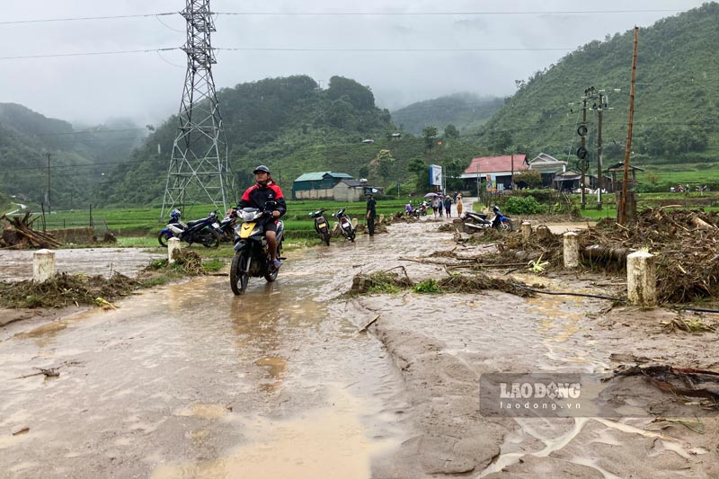 Dien Bien省は国道の損傷を修復するために31兆9540億ドンを投資。写真:Quang Dat