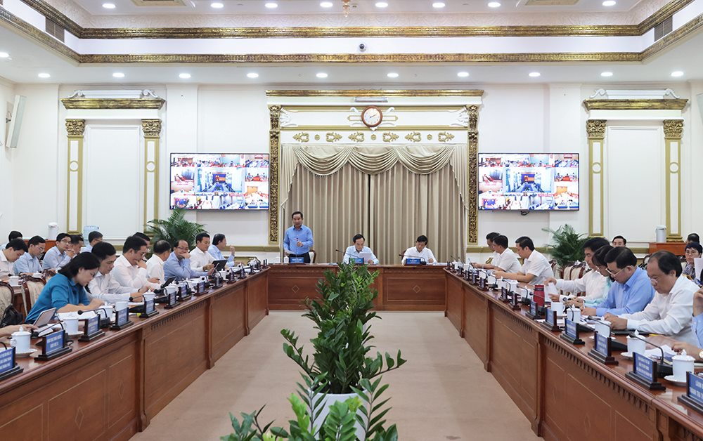 Toan canh buoi lam viec.  Anh: Cong thong tin UBND TPHCM