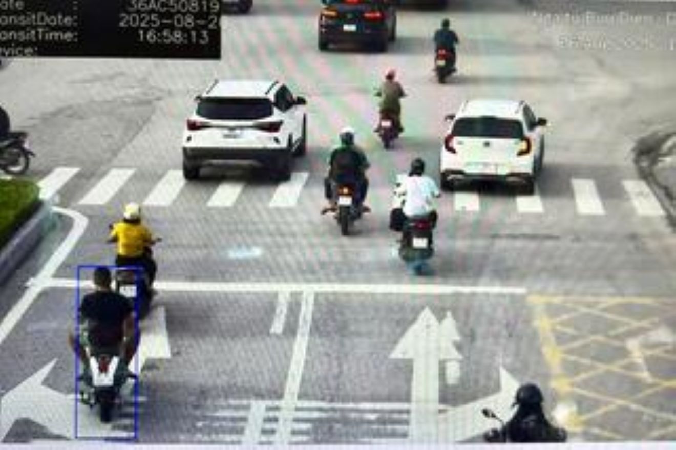 Thanh Hoa성 중심부 일부 구역의 위반 차량 사진. 사진: CATH