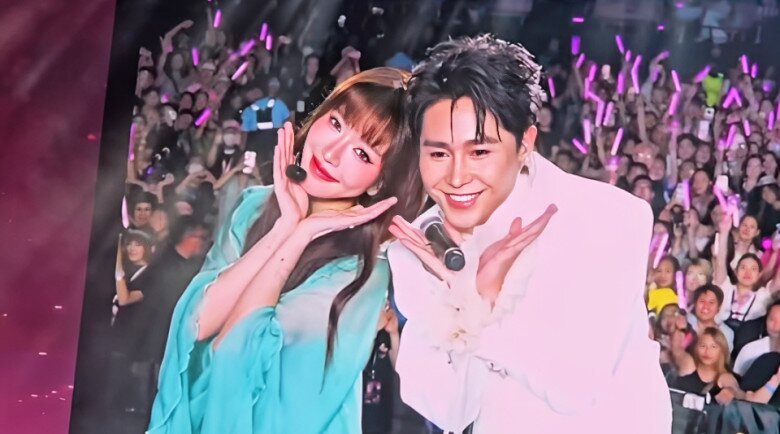 Bich Phuong va Tang Duy Tan trong concert “Em xinh say hi“. Anh: VieON