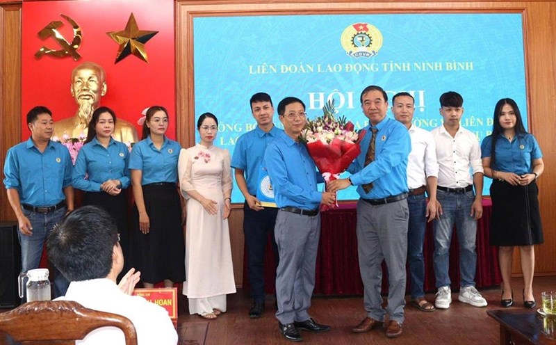 Establishment of Vu Ban Commune Trade Union, Ninh Binh Province. Photo: Ninh Binh Trade Union