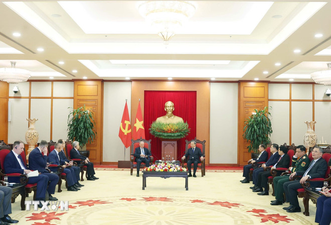General Secretary To Lam received Assistant to the President of Russia and Chairman of the Russian Federation Board of Directors Nikolai Patrusev. Photo: VNA