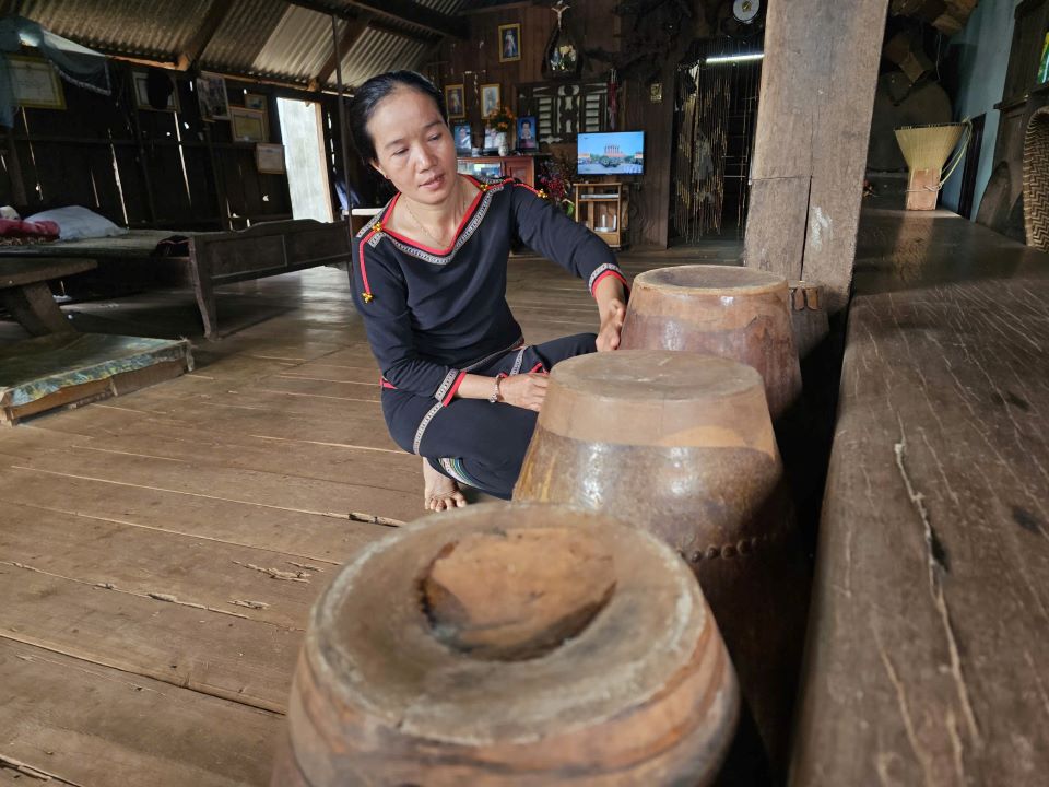 Mục sở thị gia tài văn hóa Êđê trong căn nhà dài ở Đắk Lắk