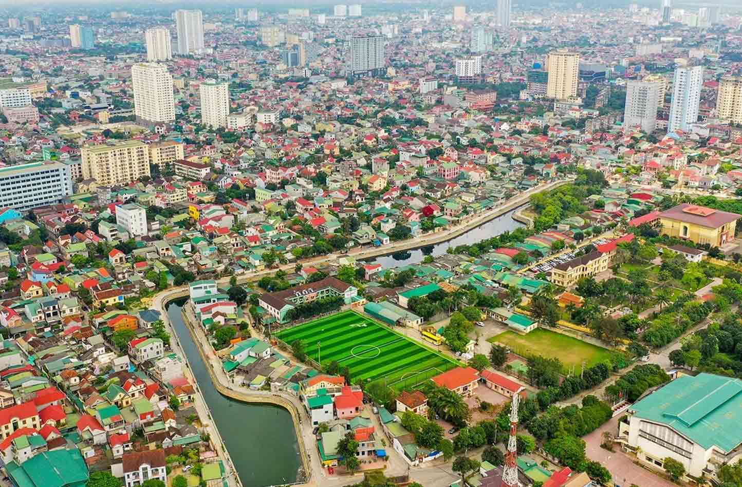 Voters proposed adjusting the planning to make Nghe An a center for innovation. Photo: Hai Dang