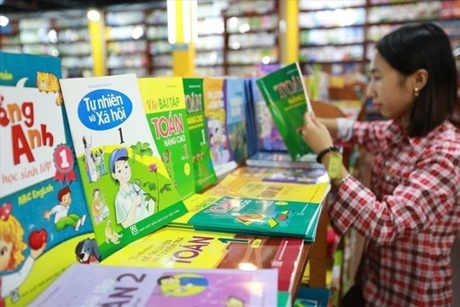 Chu truong thong nhat mot bo sach giao khoa dung chung tu nam hoc 2026-2027, mien phi sach tu nam 2030 duoc phu huynh, chuyen gia, xa hoi ung ho. Anh: Linh Anh