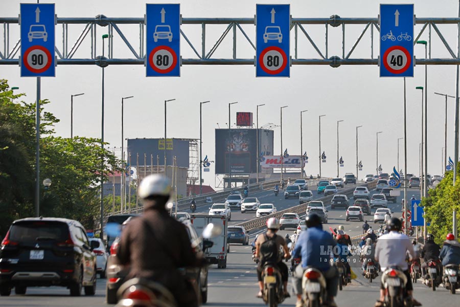 Gia long mon da hoan thanh sau nhieu ngay thi cong. 