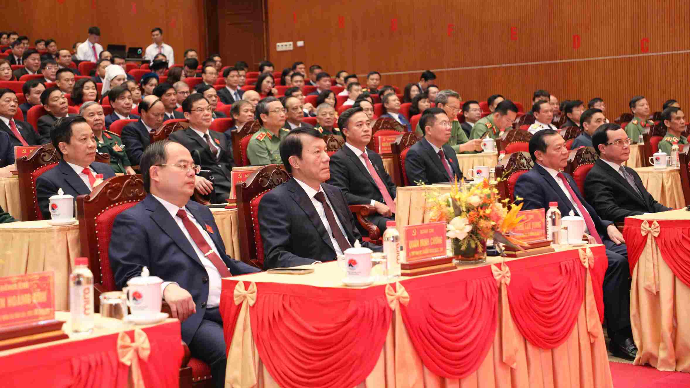 Cung du dai hoi lan nay con co cac dai bieu trung uong den tu nhieu bo, nganh. Anh: Khanh Duy