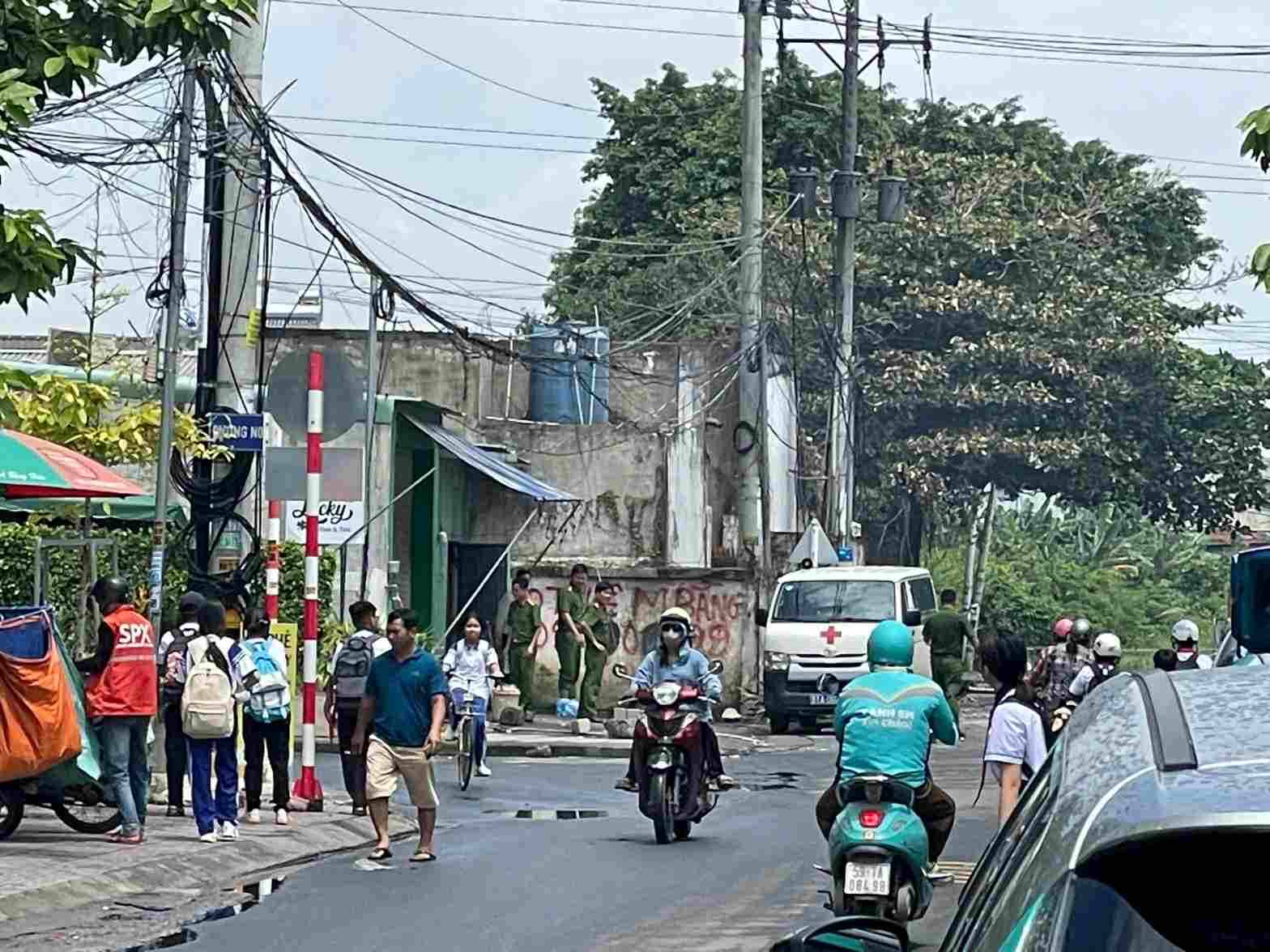 Cong an da hoan tat kham nghiem hien truong. Anh: Dinh Trong