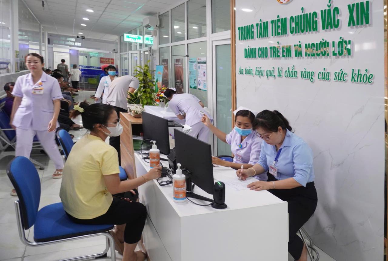 The vaccination center opened on September 17, 2025. Photo: Tran Ngoc Cuong