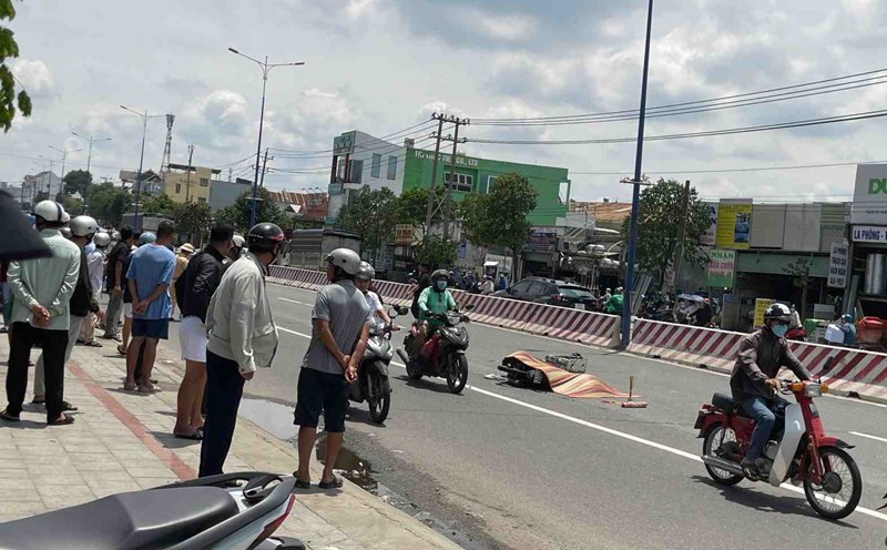 The scene of the accident that killed an 11th grade male student. Photo: Dinh Trong