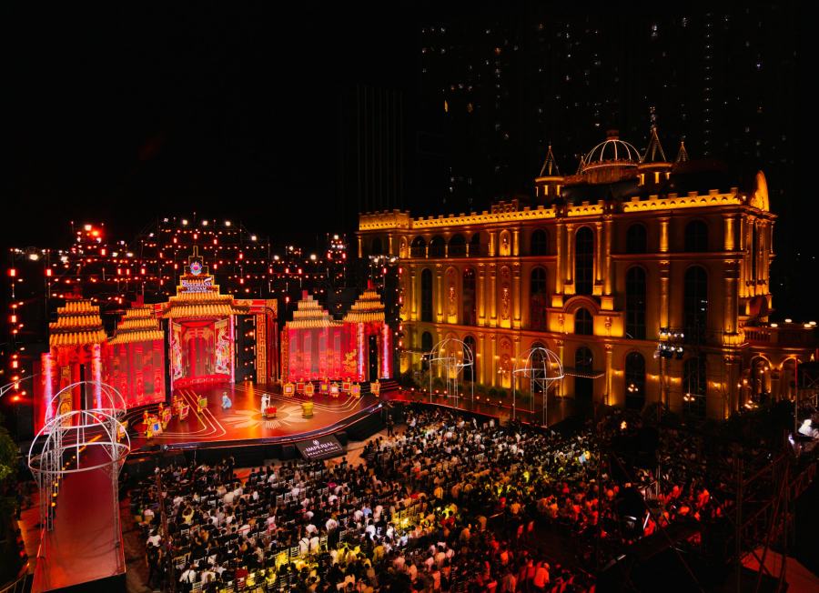 Toàn cảnh sân khấu Miss Grand Vietnam 2025. Ảnh: BTC