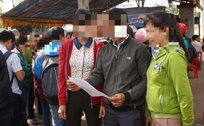 In 2022, many teachers in the old Krong Pac district (Dak Lak province) filed a lawsuit to claim their rights and then won the lawsuit. Photo: Bao Trung