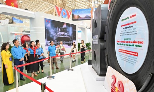 Đoàn Công đoàn Công Thương Việt Nam tại Triển lãm quốc gia "80 năm Hành trình Độc lập - Tự do - Hạnh phúc". Ảnh: Thảo Nga