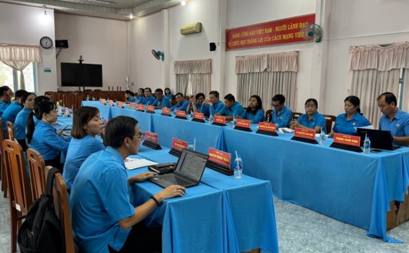 Vinh Long Labor Federation plans to establish a Charity Fund. Photo: Hoang Loc