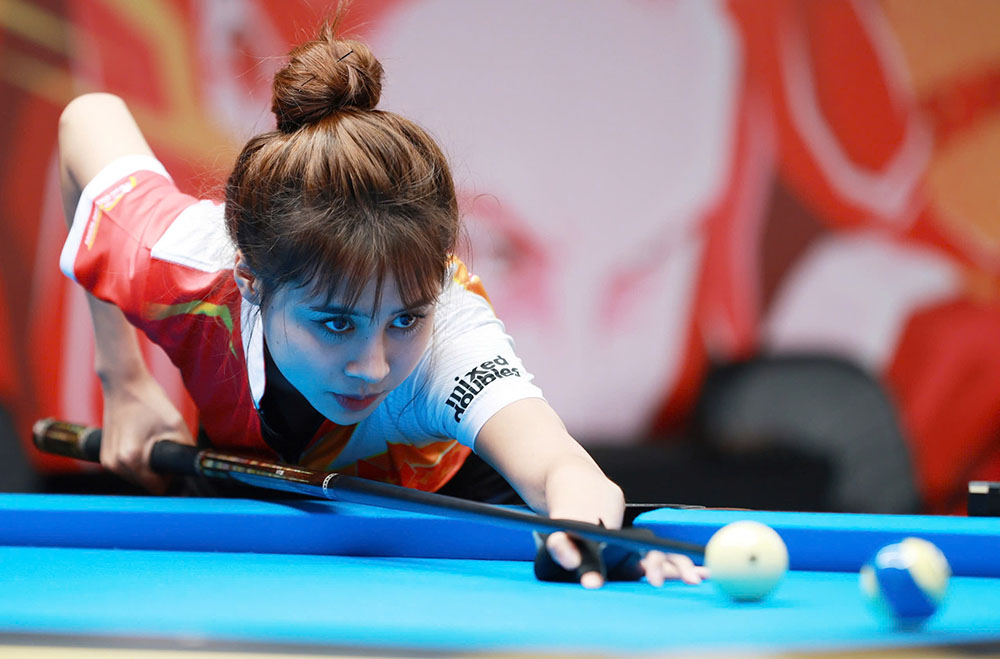 Dinh Thi Thanh Nga cung la mot trong nhung nu co thu Viet Nam nhan su quan tam kha lon tu cong dong nguoi ham mot billiards trong nuoc.