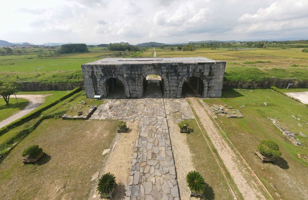 Di san van hoa the gioi Thanh nha Ho. Anh: Quach Du