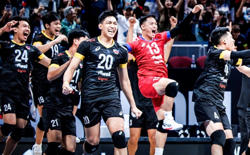 The Philippines team met Iran in the final round of the group stage of the World Volleyball Championship. Photo: Philippine Federation of Labor