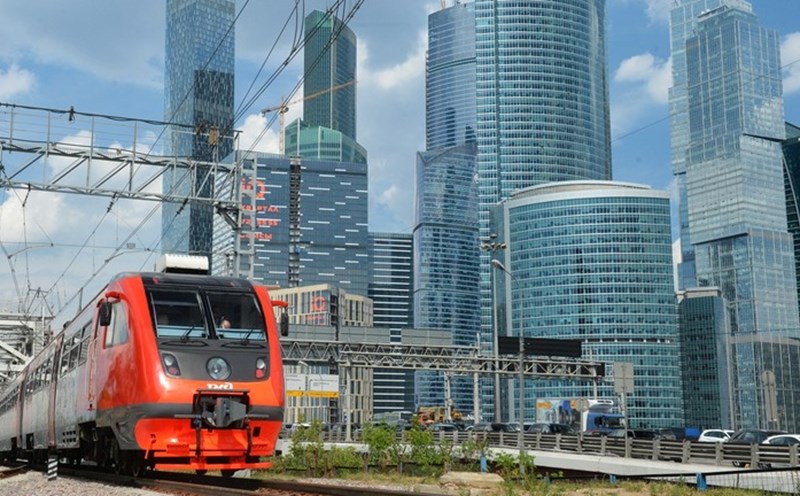 The Russian bullet train can reach a top speed of 400 km/h. Photo: Sputnik