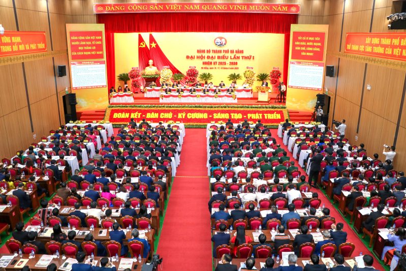 Dai hoi Dang bo TP.Da Nang dien ra tu 16 - 18.9.2025, de cao tieu chi minh bach de danh gia can bo “dam nghi, dam lam“. Anh: Nguyen Hoang