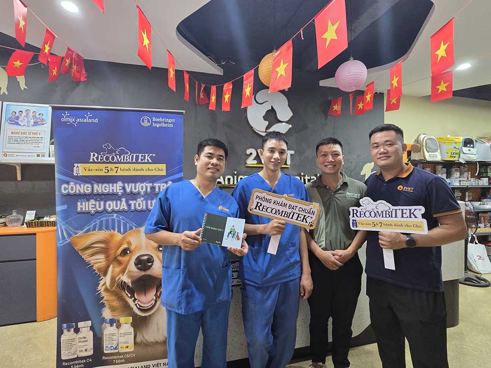 獣医クリニックは、プログラムに参加した後、標準的なクリニック証明書を受け取ります。写真：Nguyen Hoang