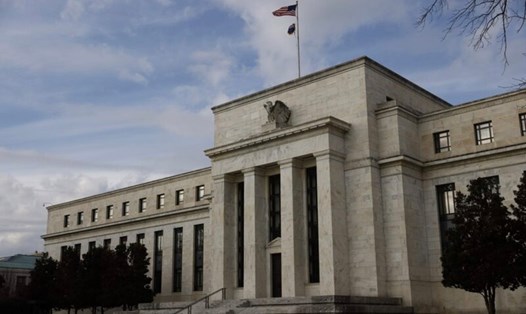 Cục Dự trữ Liên bang Mỹ (Fed) giảm lãi suất, tạo ra nhiều ảnh hưởng lên nền kinh tế toàn cầu. Ảnh: Xinhua