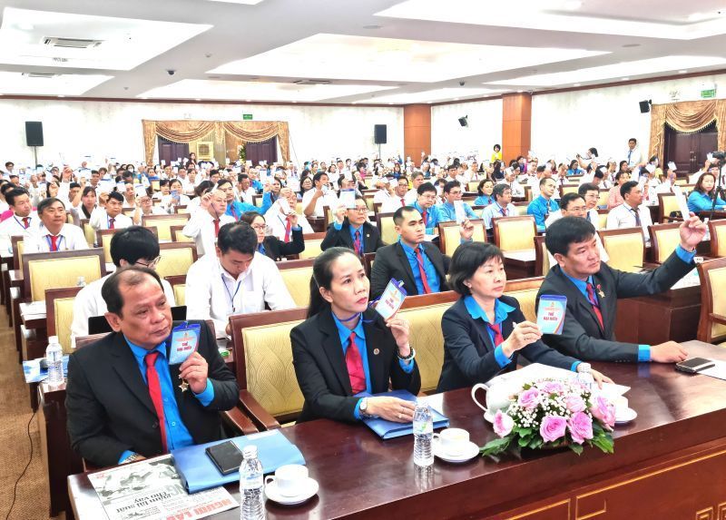 La Federation du travail de Ho Chi Minh-Ville stipule que l'assemblee generale du syndicat de base pour le mandat 2025-2030 est organisee dans un endroit comptant 5 000 membres ou plus maximum pas plus de 200 delegues. Photo : Nam Duong