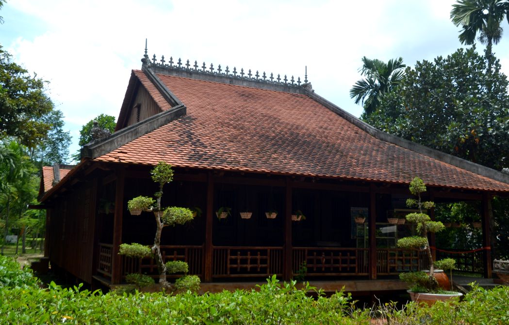 Dac biet tai khu vuc “Khong gian van hoa lang Hoa An xua va khu vuc to chuc tro choi dan gian, giai tri” con tai hien nhieu kien truc... xua, giup nguoi tre hieu them ve net sinh hoat cua cha ong. Anh: Lam Dien